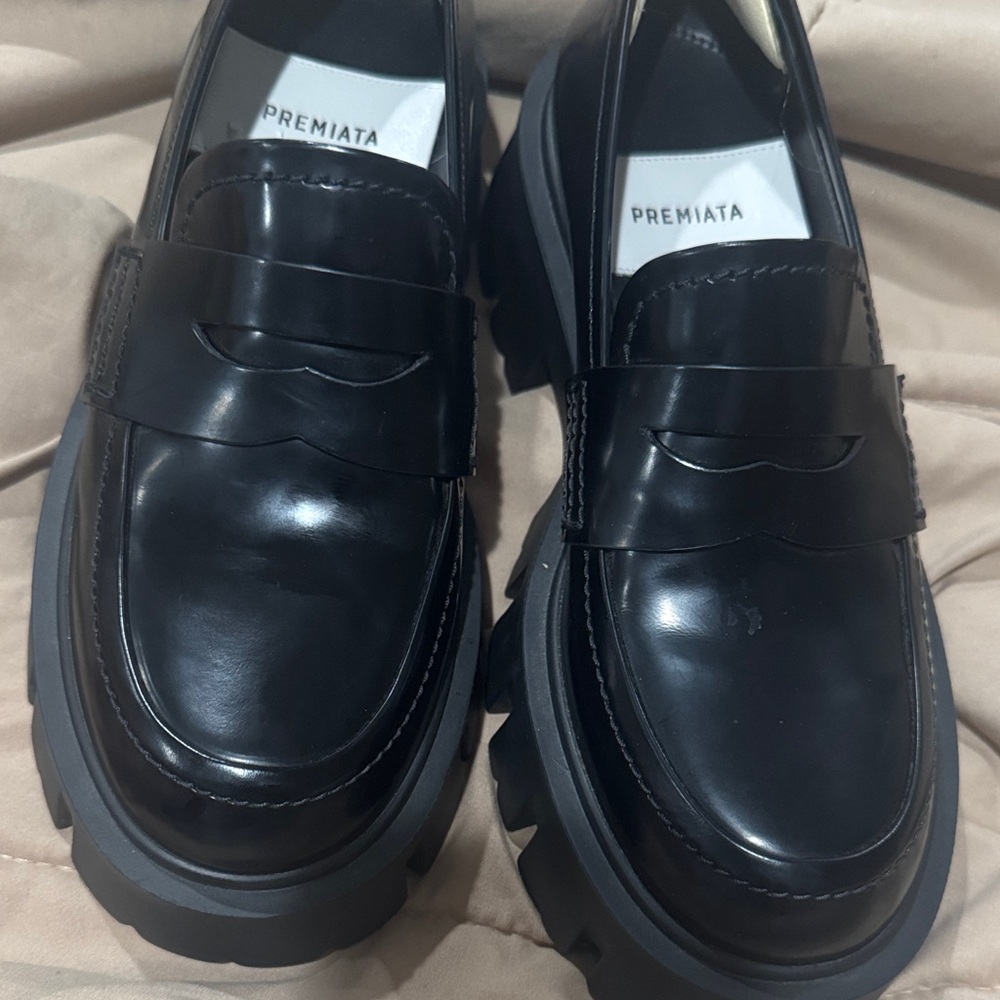 Premiata Glossy Loafers